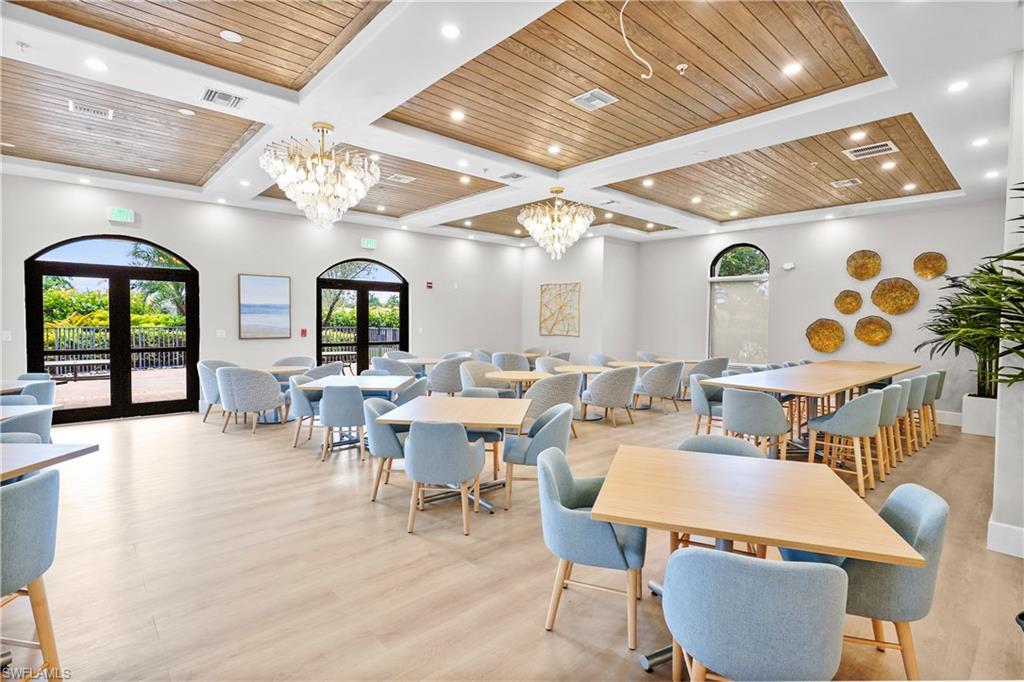 BELLE LAGO - Residential