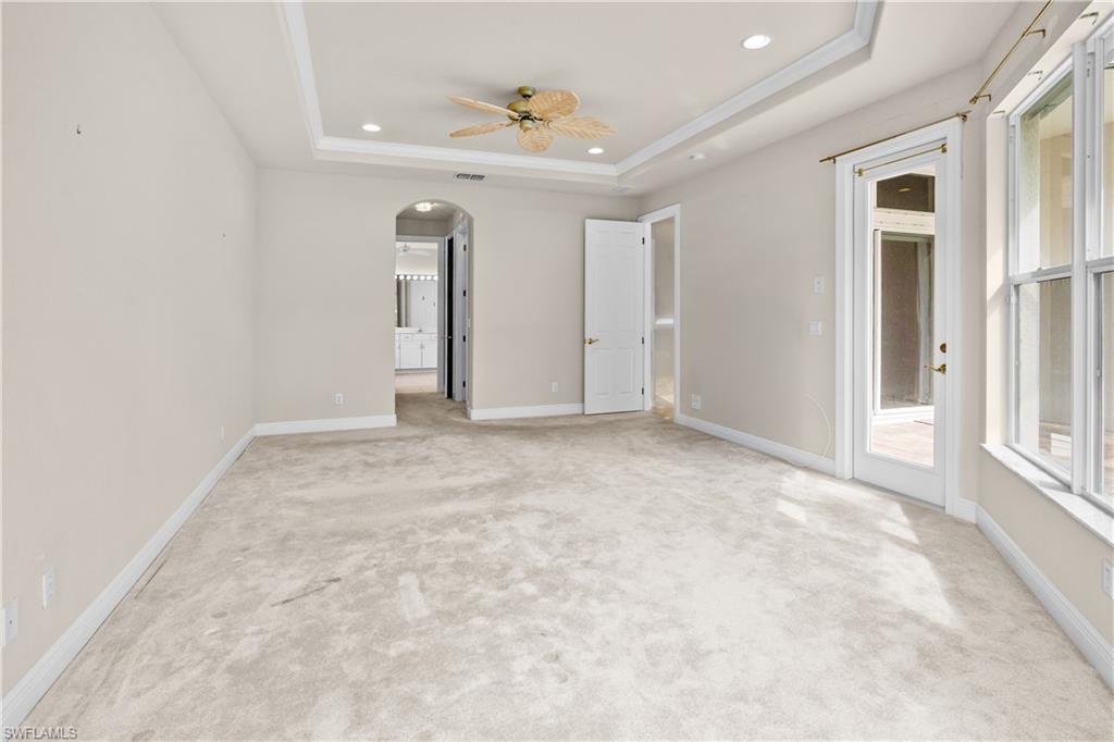 BELLE LAGO - Residential