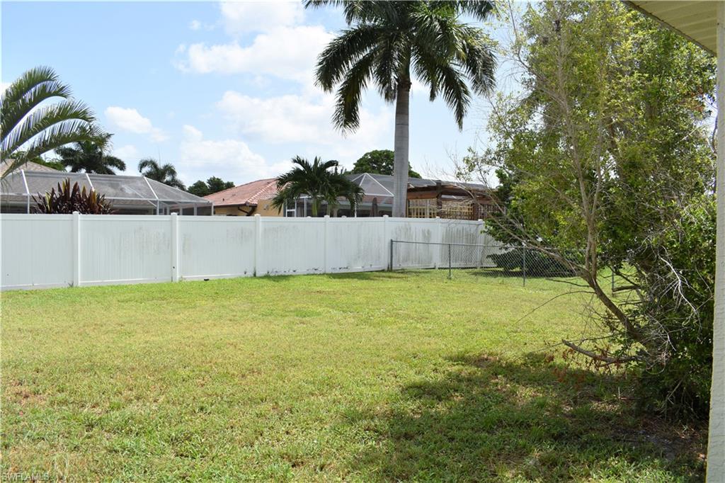CAPE CORAL - Residential