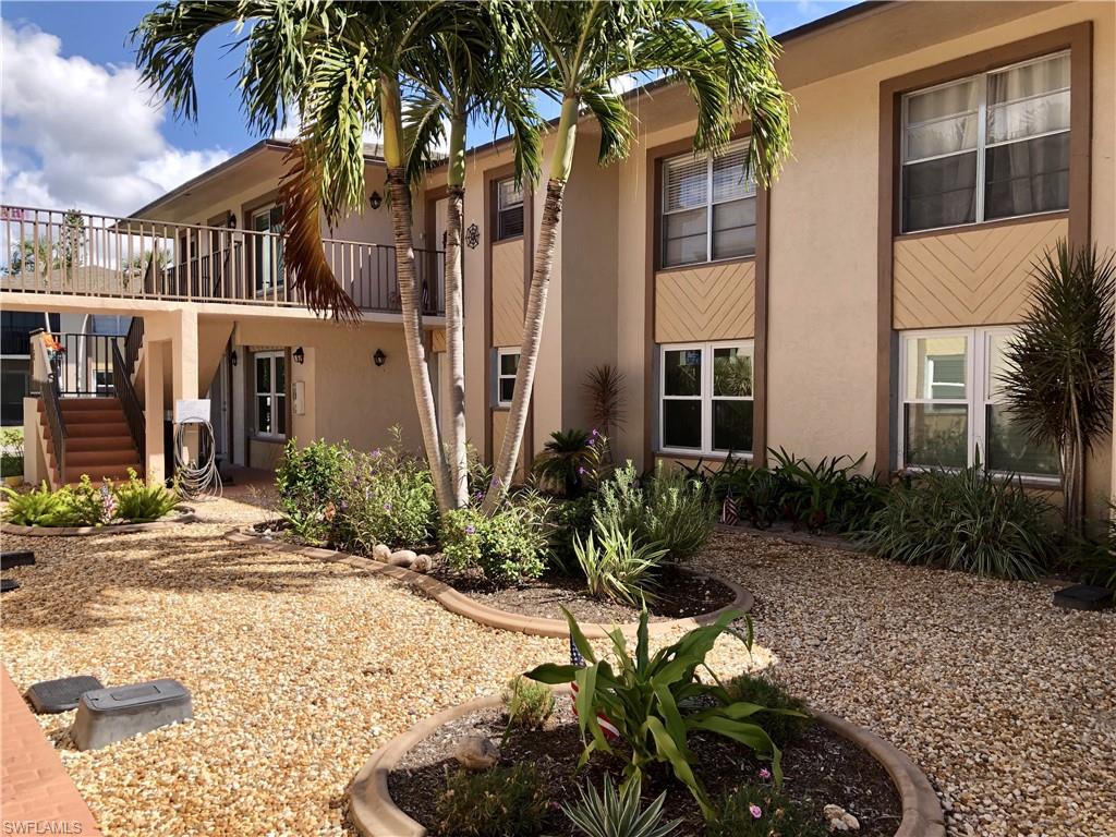 DAVIS WOODS CONDOMINIUM - Residential Lease
