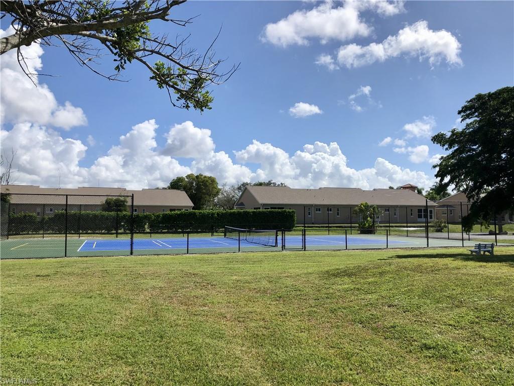 DAVIS WOODS CONDOMINIUM - Residential Lease
