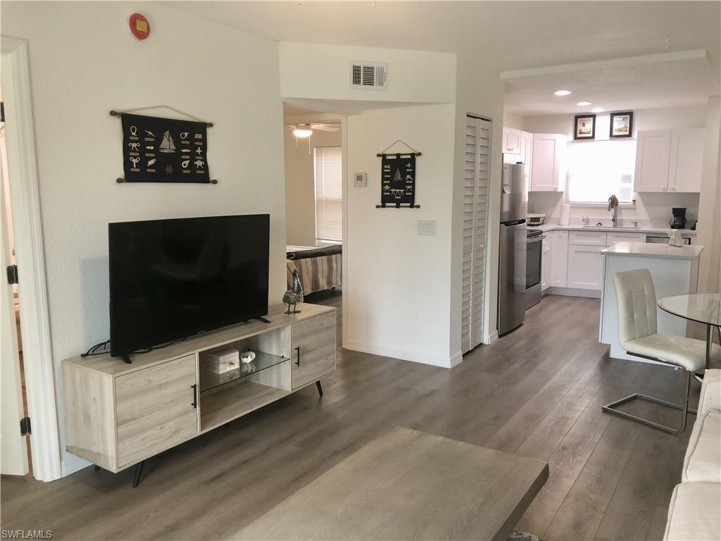 DAVIS WOODS CONDOMINIUM - Residential Lease
