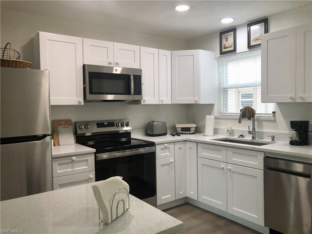 DAVIS WOODS CONDOMINIUM - Residential Lease