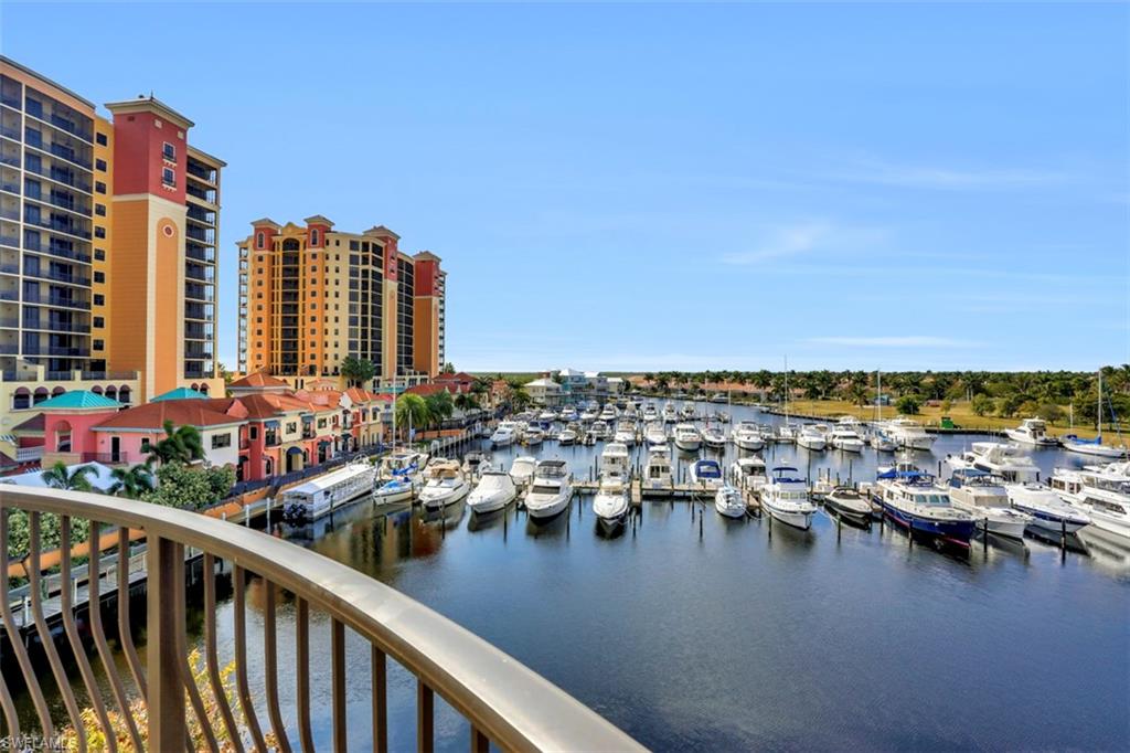 CAPE HARBOUR - Residential