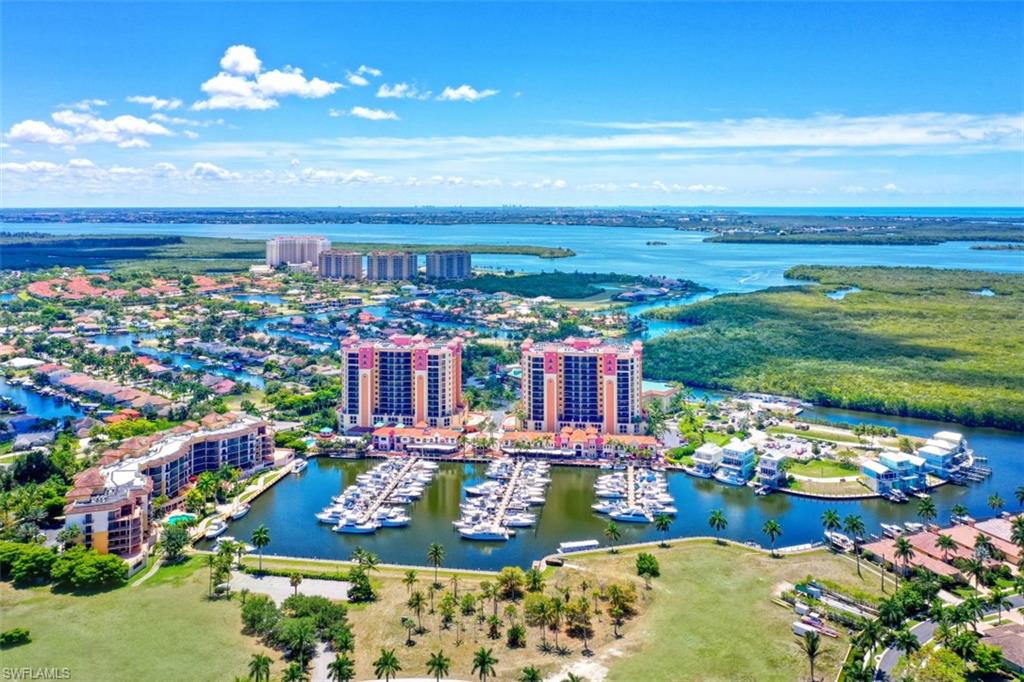 CAPE HARBOUR - Residential