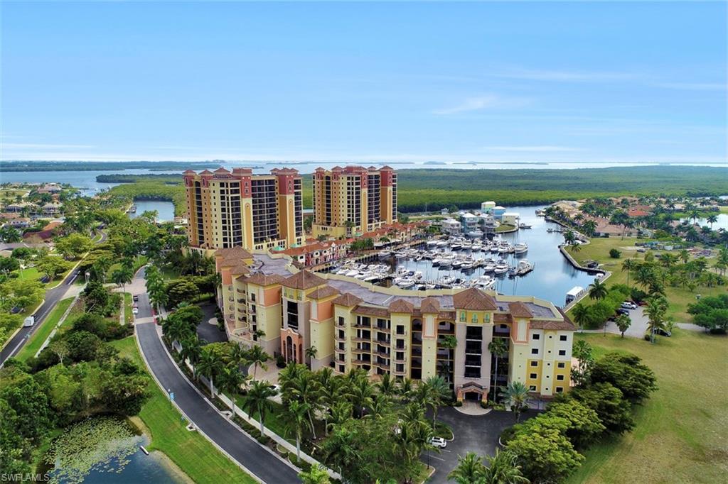 CAPE HARBOUR - Residential