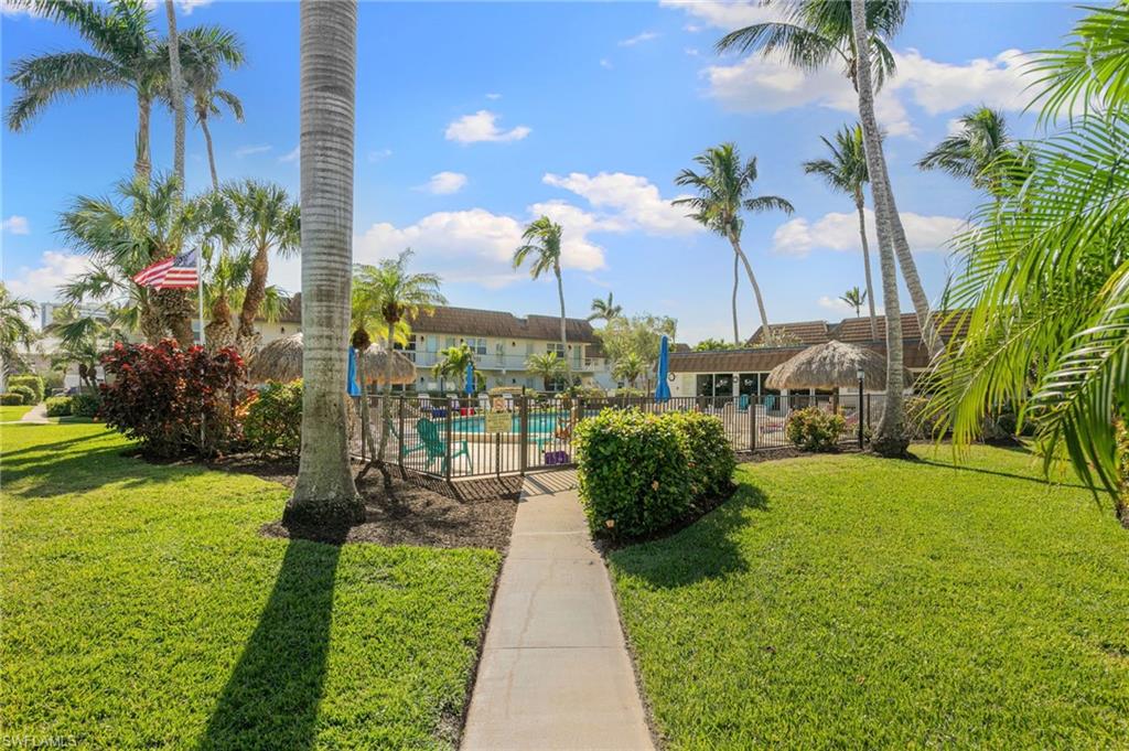 SEABREEZE CONDO - Residential