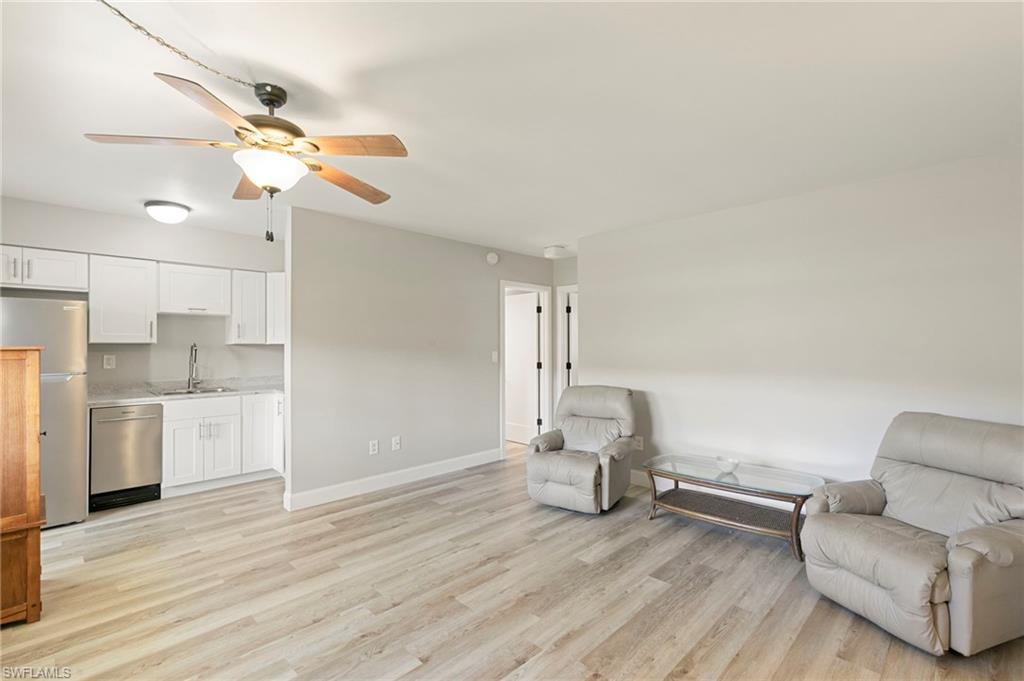 SEABREEZE CONDO - Residential
