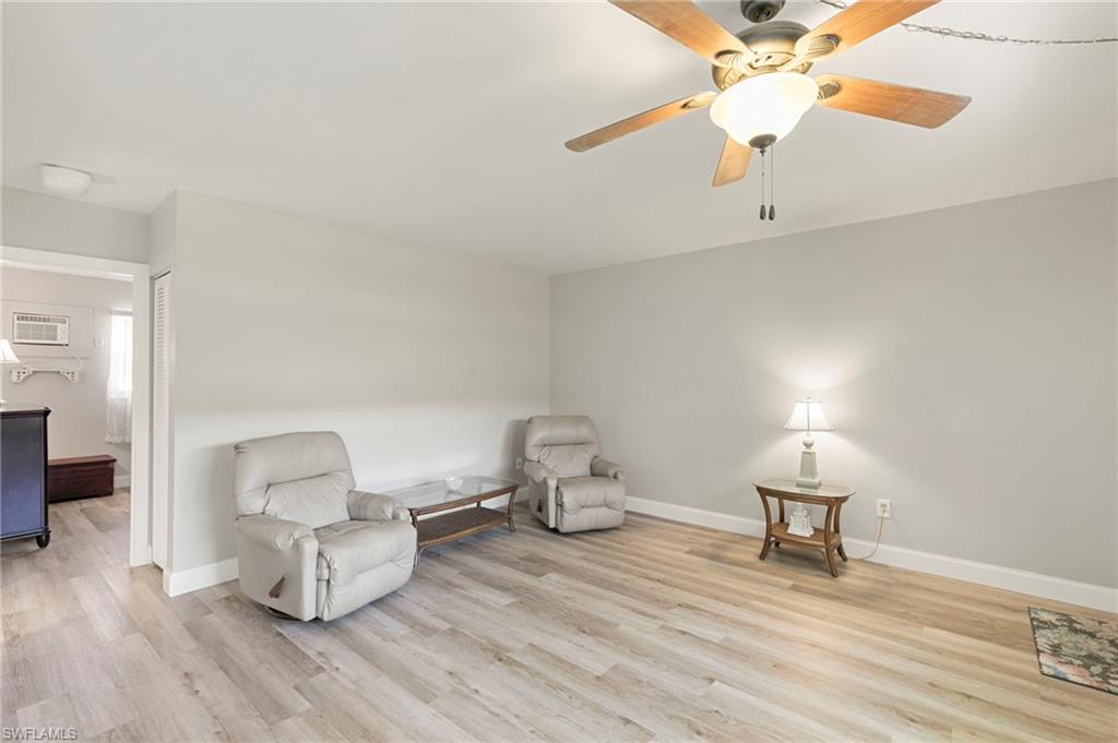 SEABREEZE CONDO - Residential