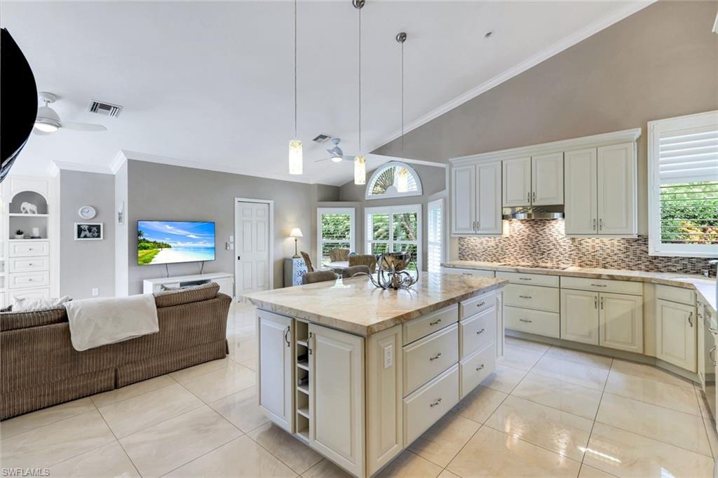 VILLAS AT PELICAN BAY - Residential