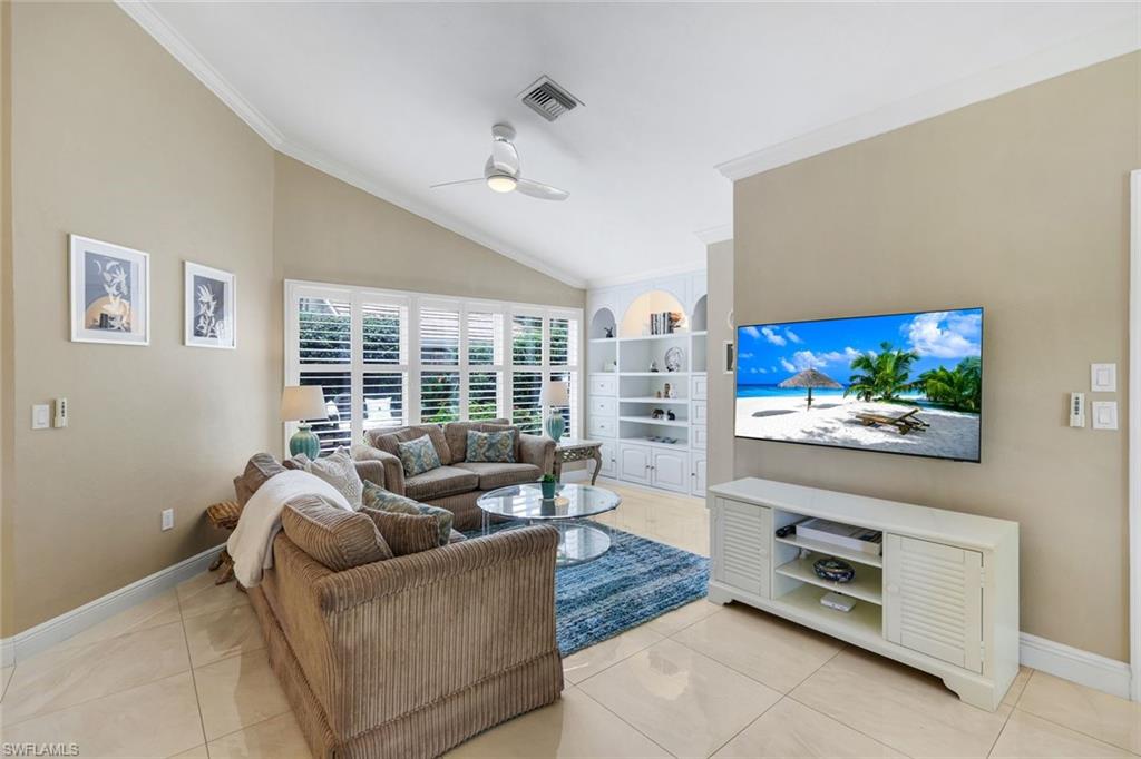 VILLAS AT PELICAN BAY - Residential