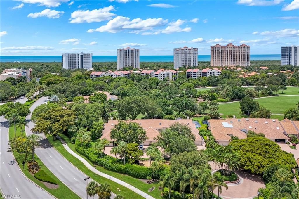 VILLAS AT PELICAN BAY - Residential