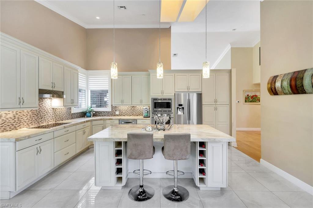 VILLAS AT PELICAN BAY - Residential