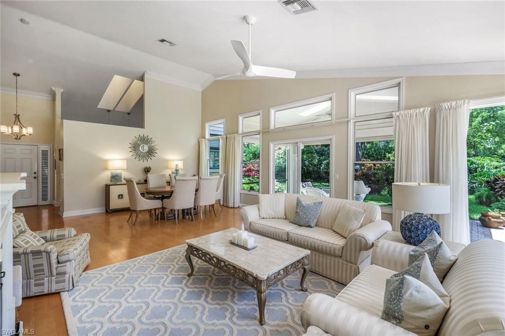 VILLAS AT PELICAN BAY - Residential