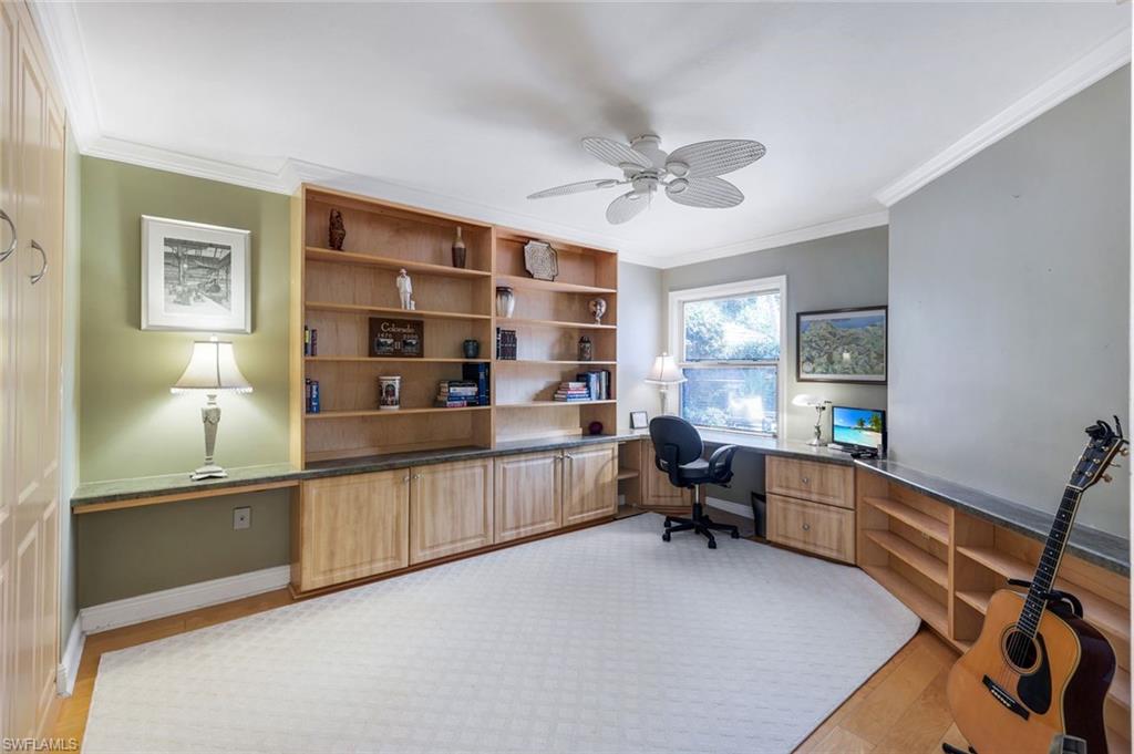 VILLAS AT PELICAN BAY - Residential