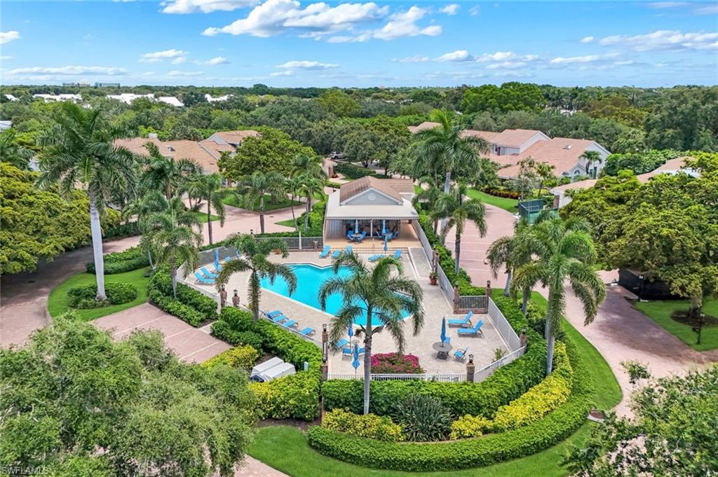 VILLAS AT PELICAN BAY - Residential