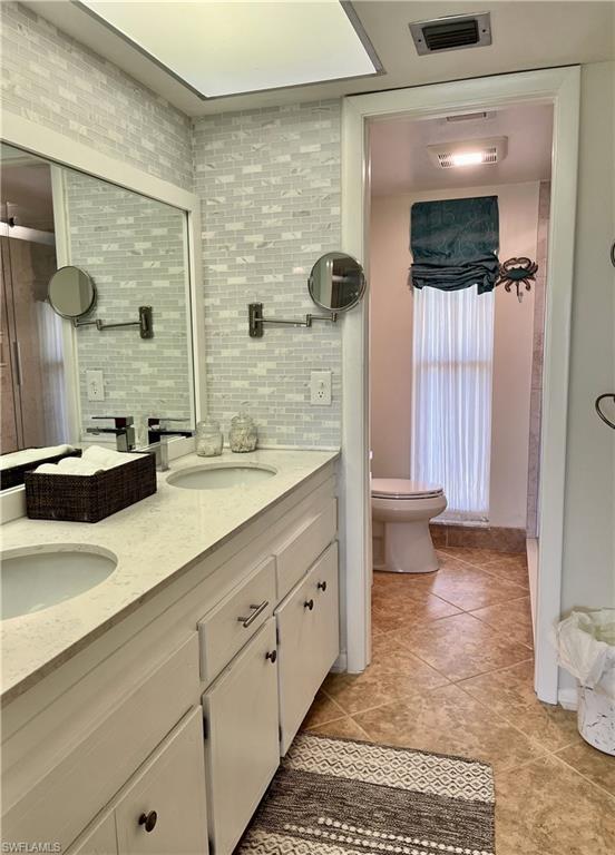 GLADES COUNTRY CLUB - Residential Lease