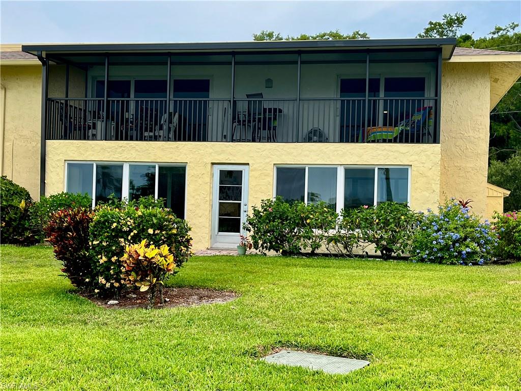 GLADES COUNTRY CLUB - Residential Lease