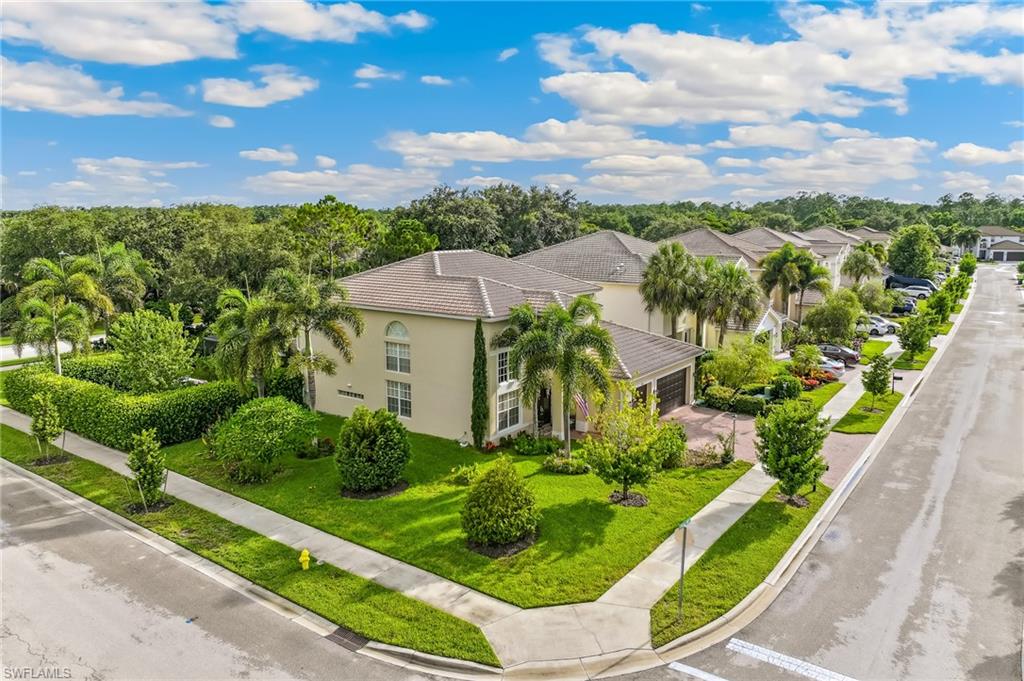 SATURNIA LAKES - Residential