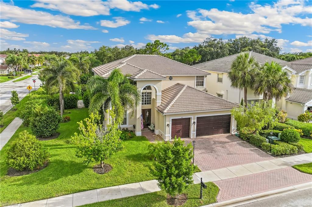 SATURNIA LAKES - Residential