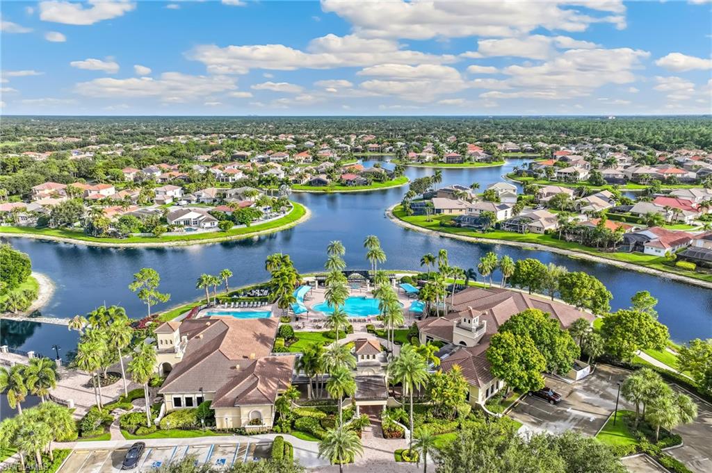 SATURNIA LAKES - Residential