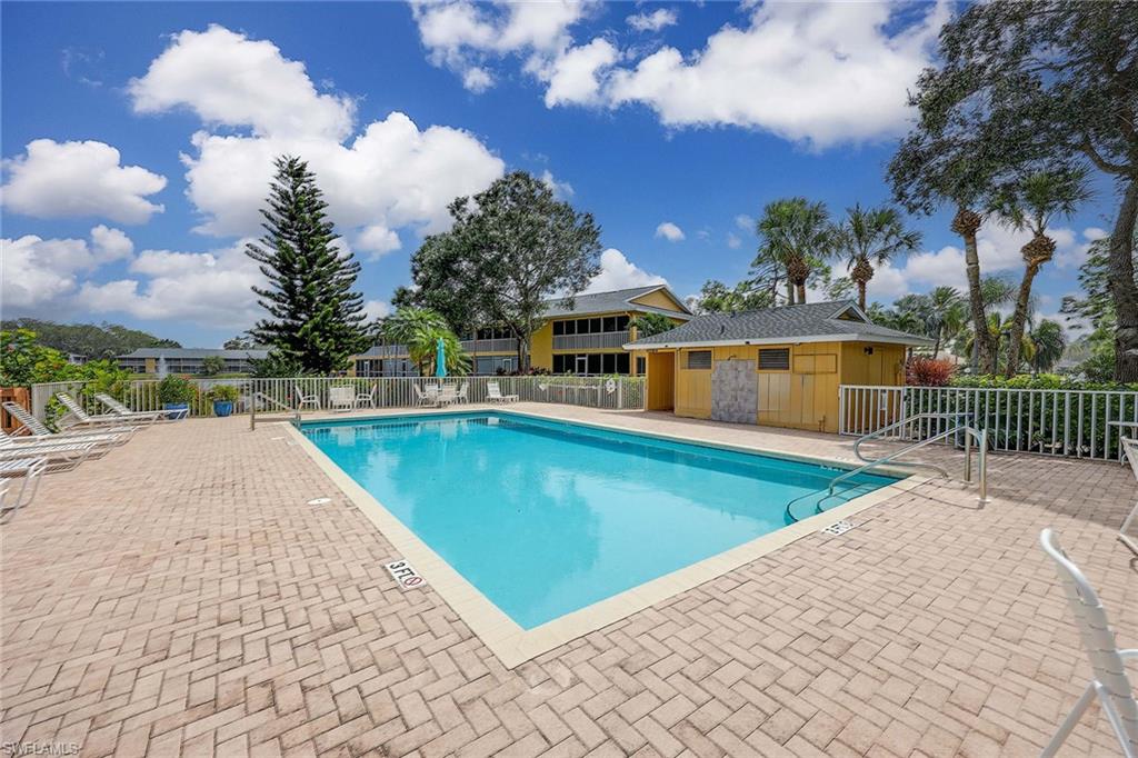 ABBEY ON THE LAKE - Residential Lease