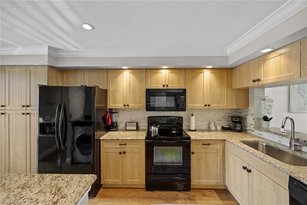 ABBEY ON THE LAKE - Residential Lease