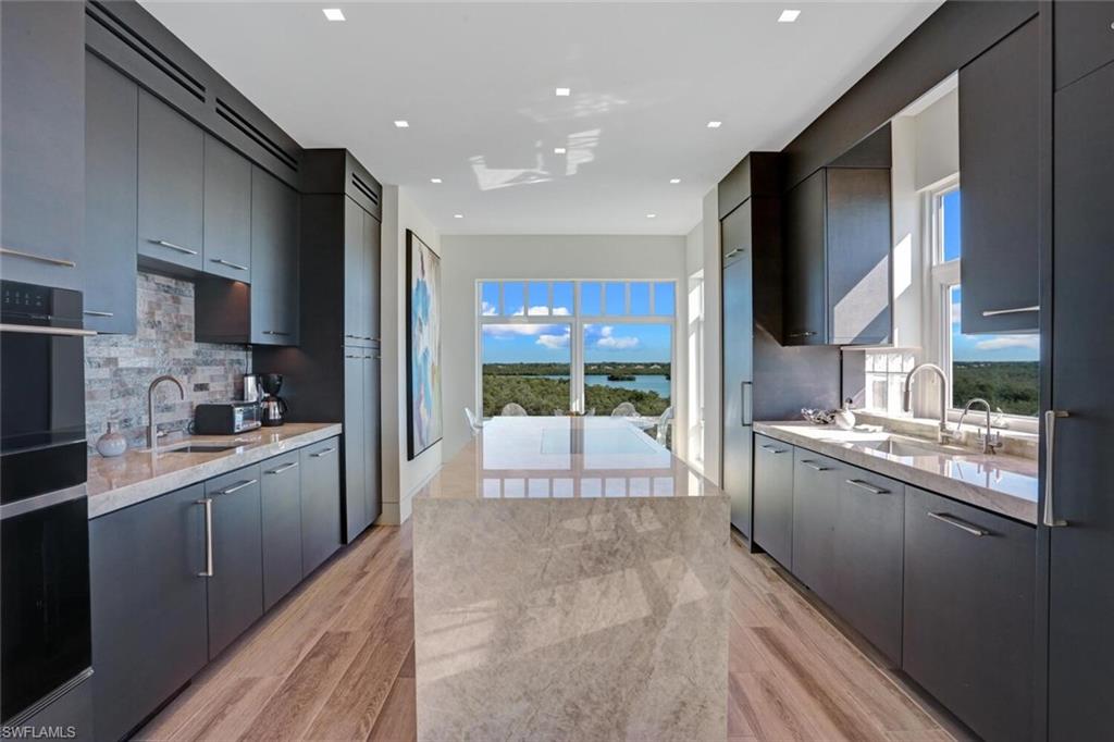 BAREFOOT BEACH CLUB - Residential Lease