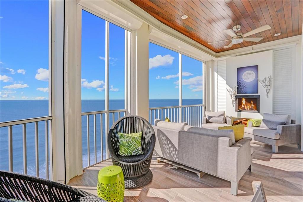 BAREFOOT BEACH CLUB - Residential Lease