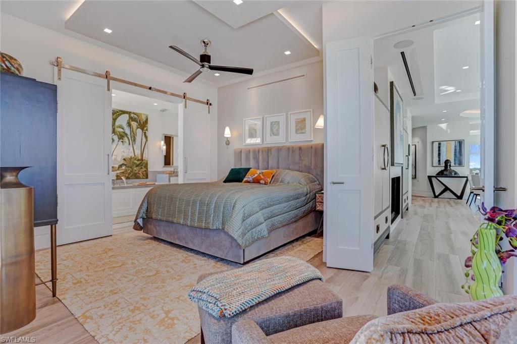 BAREFOOT BEACH CLUB - Residential Lease