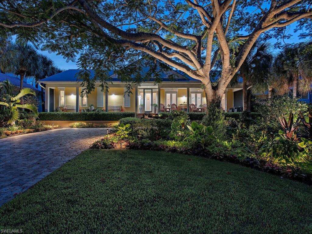 AQUALANE SHORES - Residential