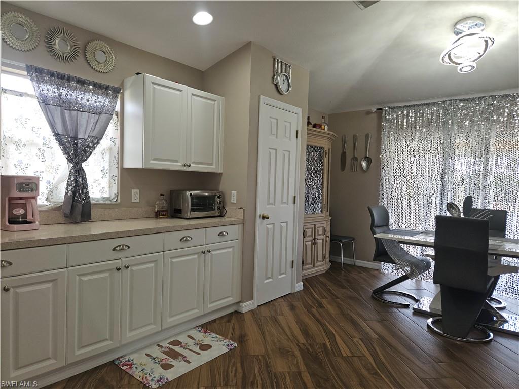 TOWN LAKES - Residential