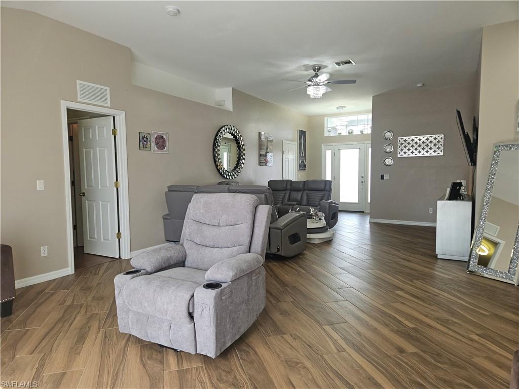 TOWN LAKES - Residential