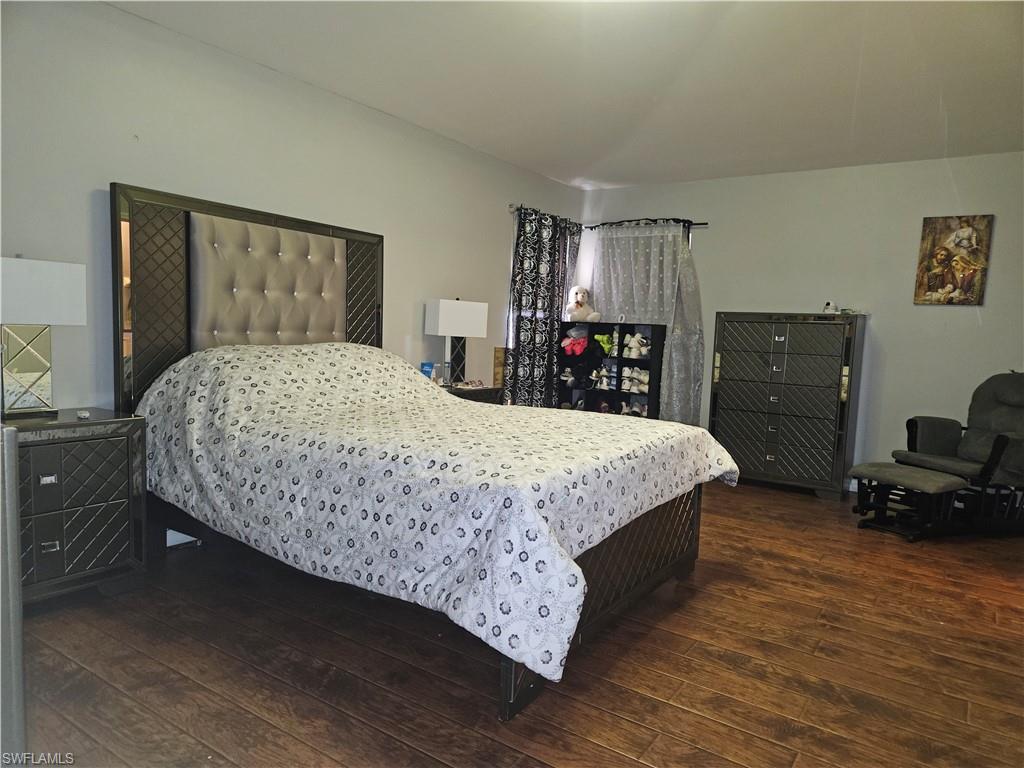 TOWN LAKES - Residential