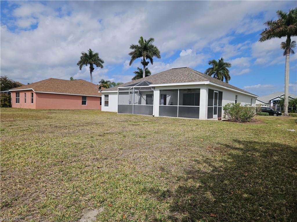 TOWN LAKES - Residential