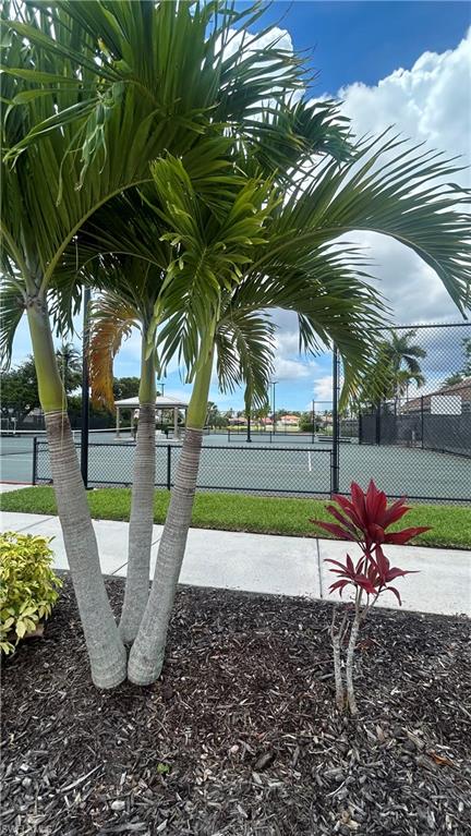 REFLECTION LAKES - Residential Lease