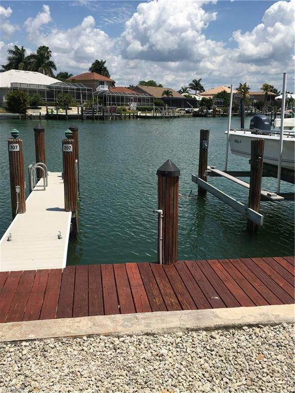 BREEZY POINT - Residential