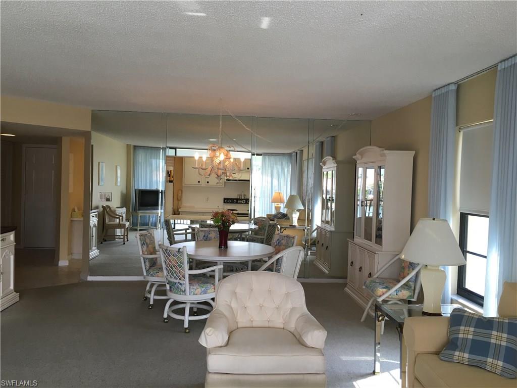 BREEZY POINT - Residential