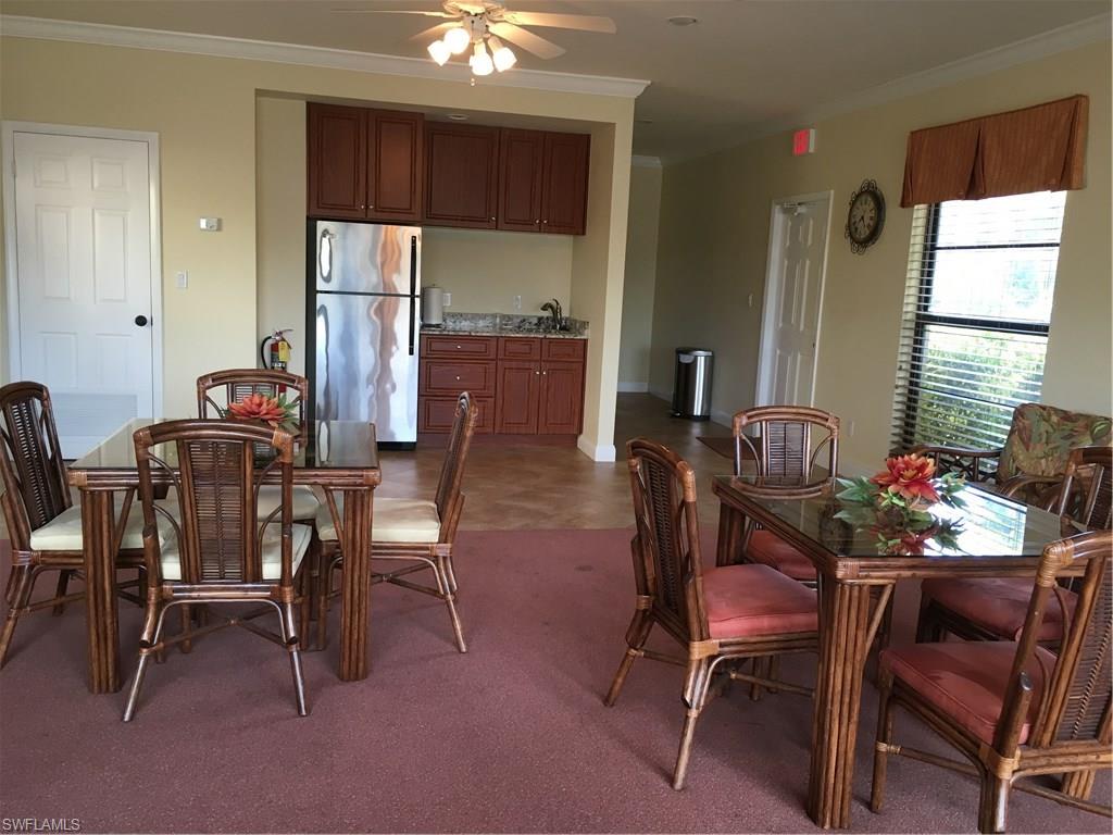 BREEZY POINT - Residential