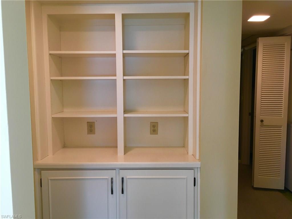 BREEZY POINT - Residential