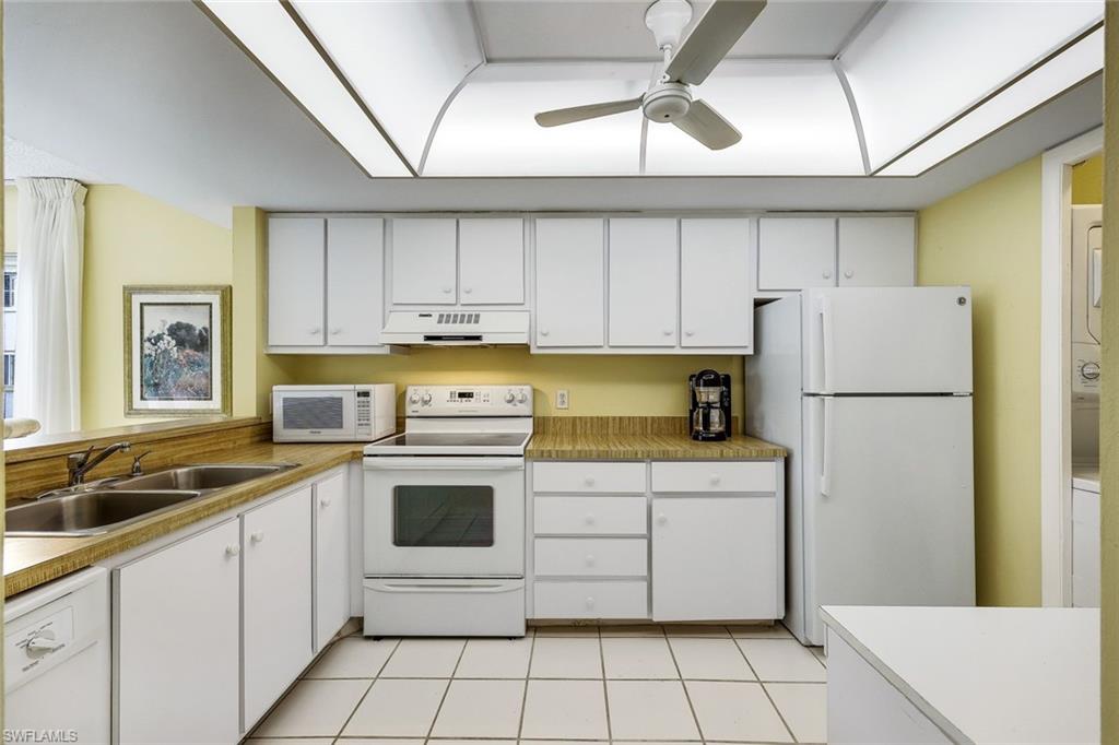 BONITA PINES - Residential