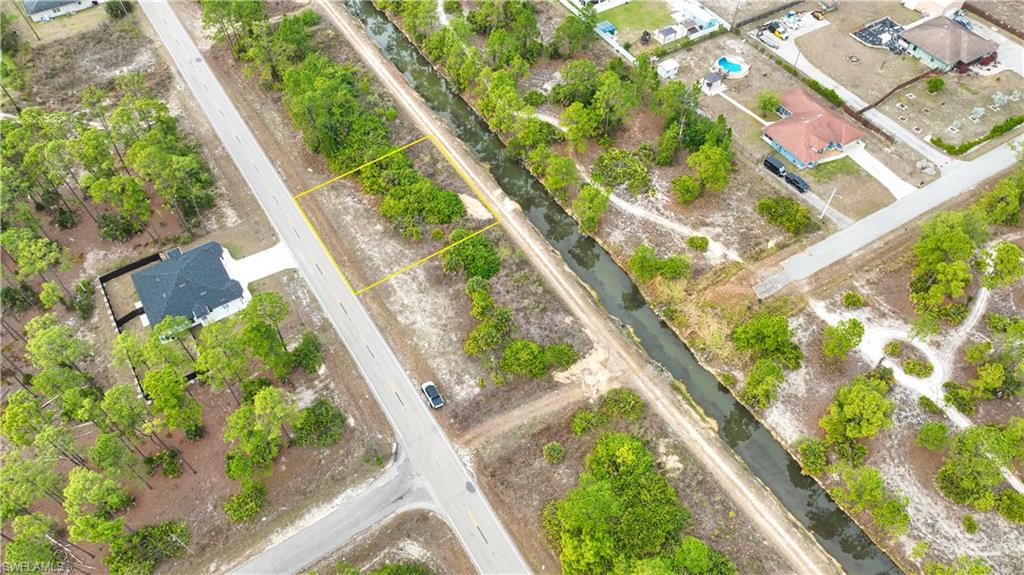 LEHIGH ACRES - Land