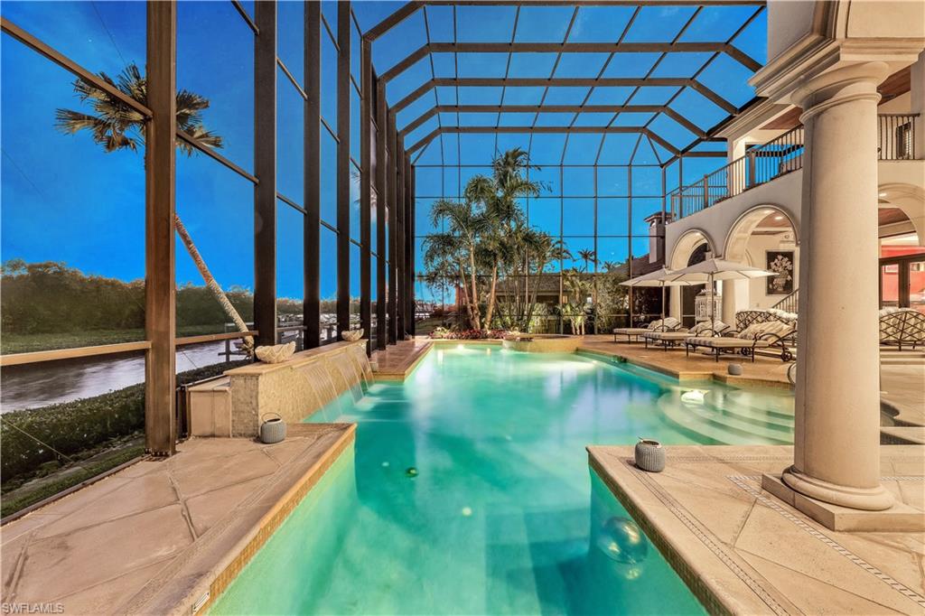 SOUTHPOINTE YACHT CLUB - Residential