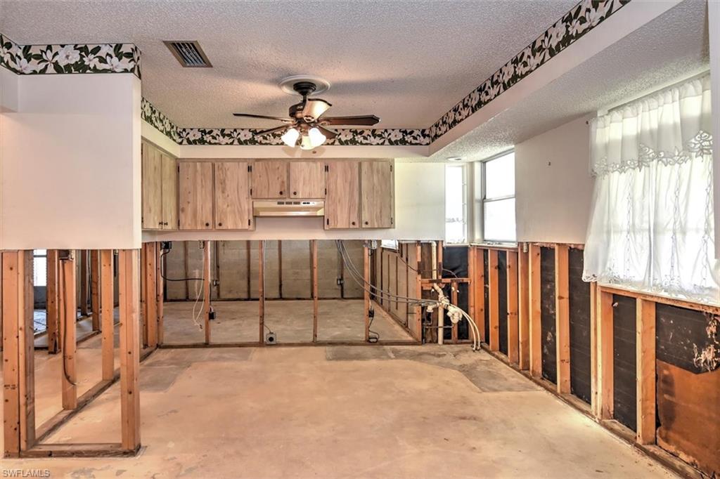 HANSONS UNREC SUBD - Residential