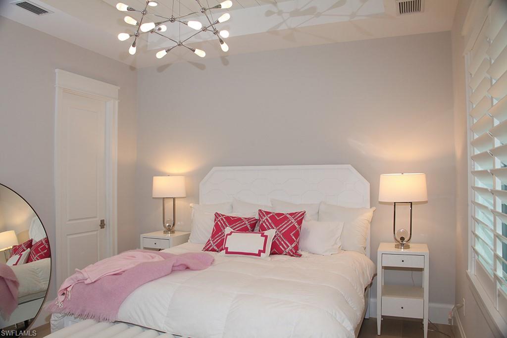 MANGROVE BAY - Residential