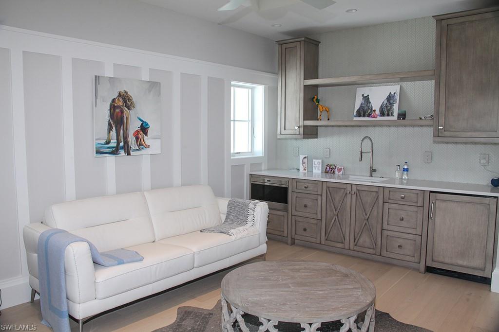 MANGROVE BAY - Residential