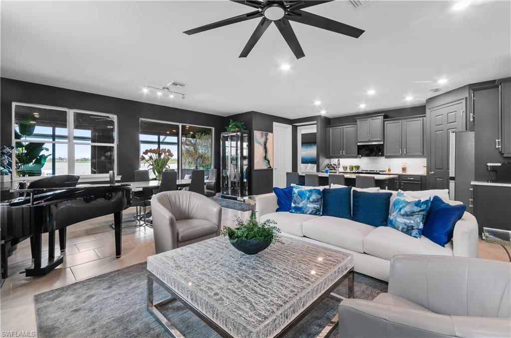 STONEWATER - Residential