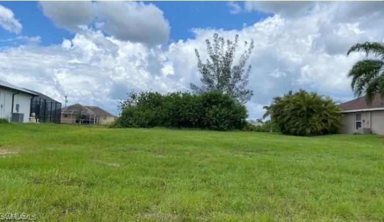 CAPE CORAL - Land