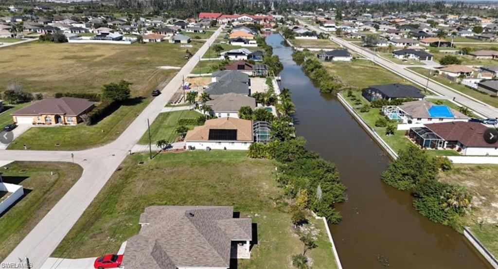 CAPE CORAL - Land