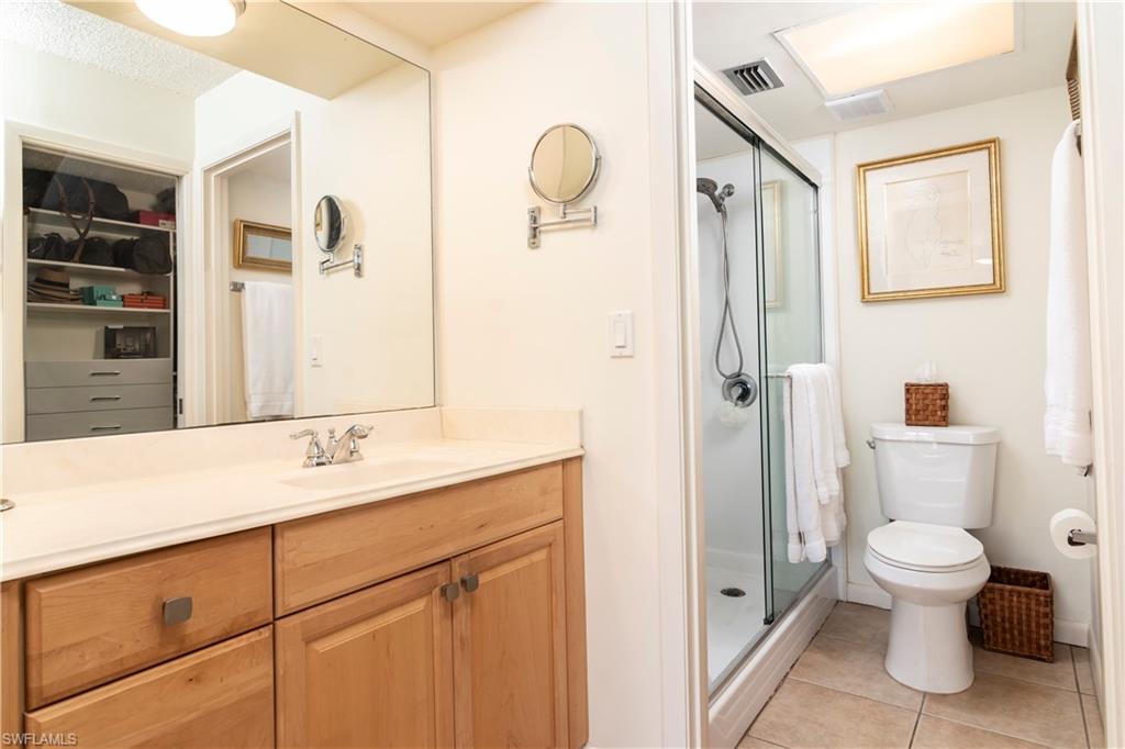 VALLEY STREAM TOWNHOUSE - Residential